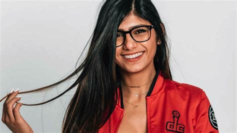 mia kahlifa|@miakhalifa 